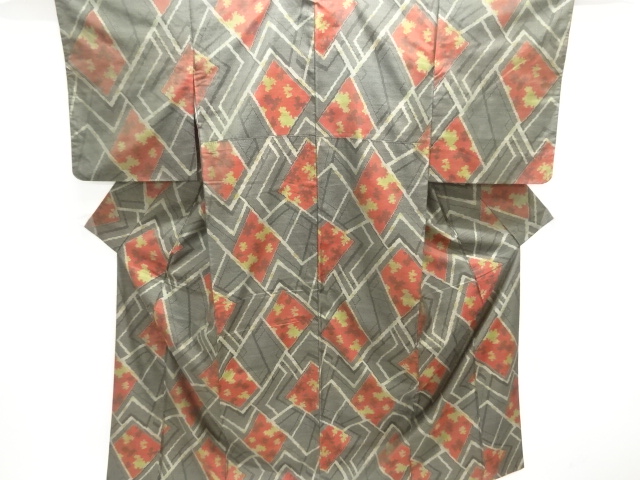 幾何学模様織り出し本場泥大島紬着物